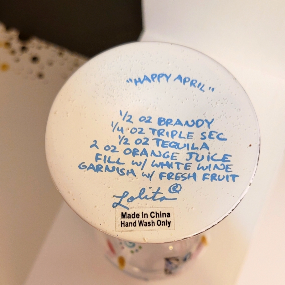 LOLITA HANDPAINTED "HAPPY APRIL" BIRTHDAY WINE GLASS - Picture 6 of 7